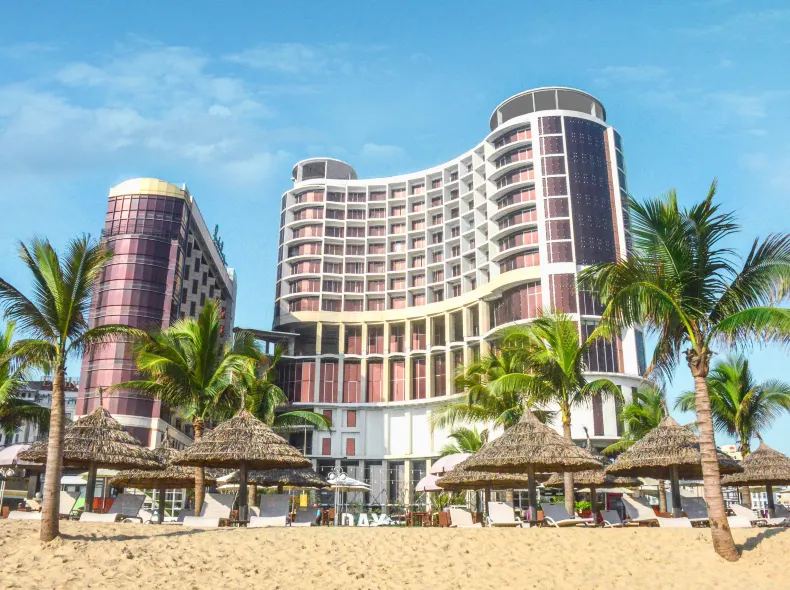 Holiday Beach Hotel Danang