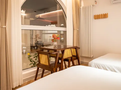 Floral Hotel· Beijing Guantang Hotel