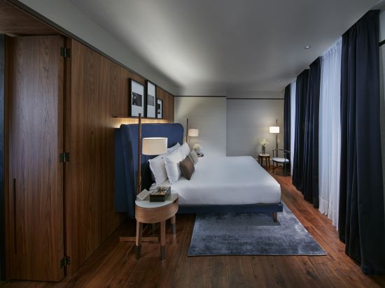 Mandarin Oriental, Milan Room Type - Designer Suite
