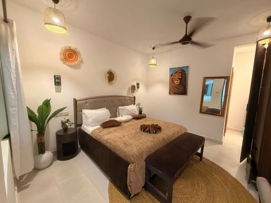 SunSeaBar Beach Resort Room Type - Standard Queen Room