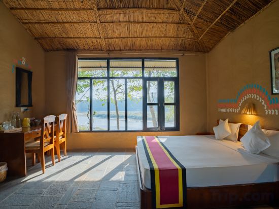 Jungle Villa Resort - Chitwan Room Type - Deluxe Double Room