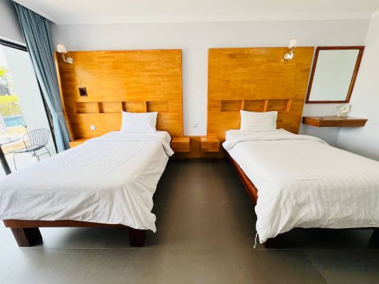 Sandy Clay Bungalows Room Type - Studio Twin With Pool View