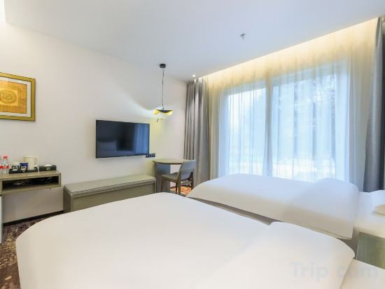 RGHCM Garden Resorts Room Type - Family Room
