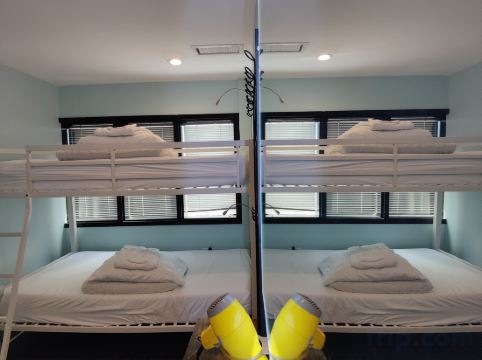 U Street Capsule Hostel Room Type - Large Private Room