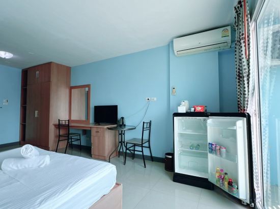 ZEN Rooms Buddy Place Room Type - Standard Double Room