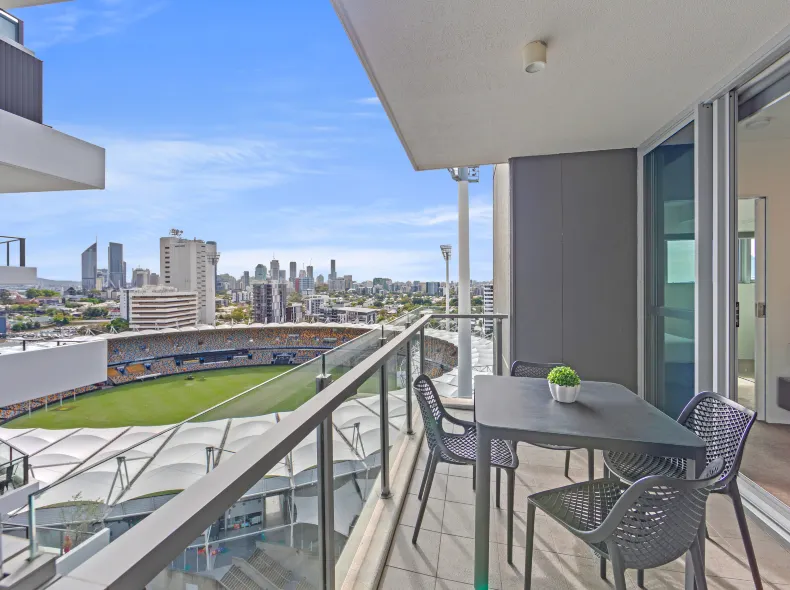 Trafalgar Lane Apartments by CLLIX