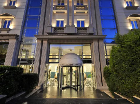 Airotel Stratos Vassilikos Hotel