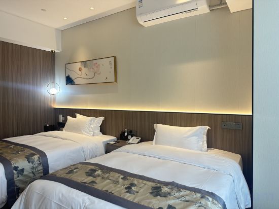 QiLing Hotel