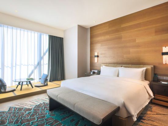 L+Snow Supreme Hotel Room Type - Suite with View