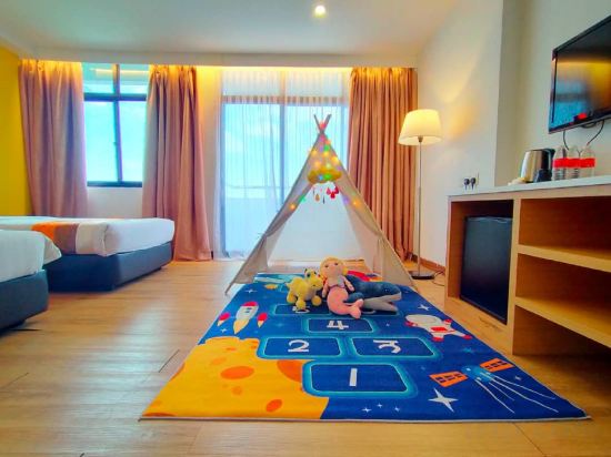 Hotel Sentral Seaview Penang @ Beachfront Room Type - Kiddie Room
