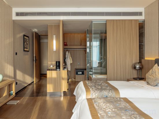CITIC Jinling Hotel - Tap to explore photos