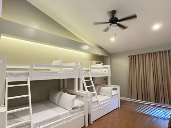 Red Coco Inn de Boracay Room Type - Villa
