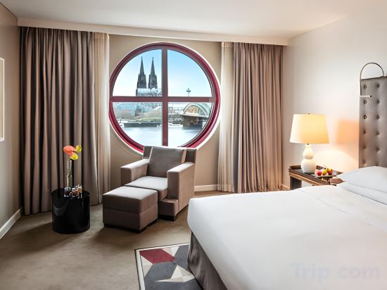 Hyatt Regency Cologne Room Type - PRESIDENTIAL SUITE