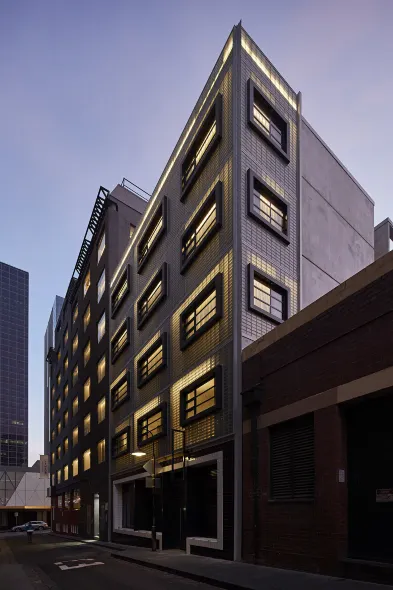 Lancemore Crossley St.