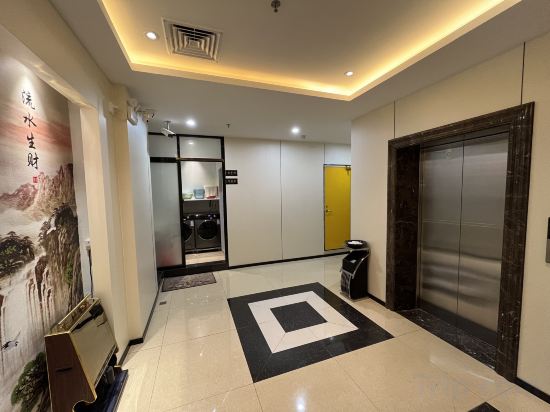 Others 3, Gangyue Hotel (Maoming High-Speed Railway Station North Square), Maoming