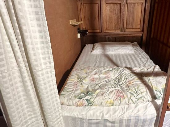 MAI Place by Aforetime Room Type - Bed In 6-Bed Male Dormitory Room