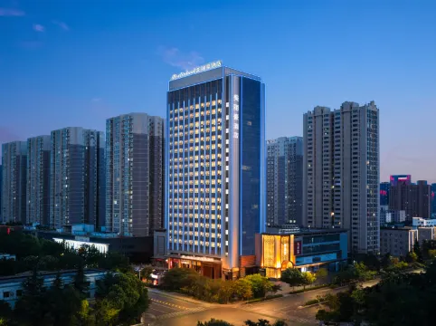 Merlinhod Hotel (Xi'an Fengcheng Fourth Road Bachengmen Subway Station)