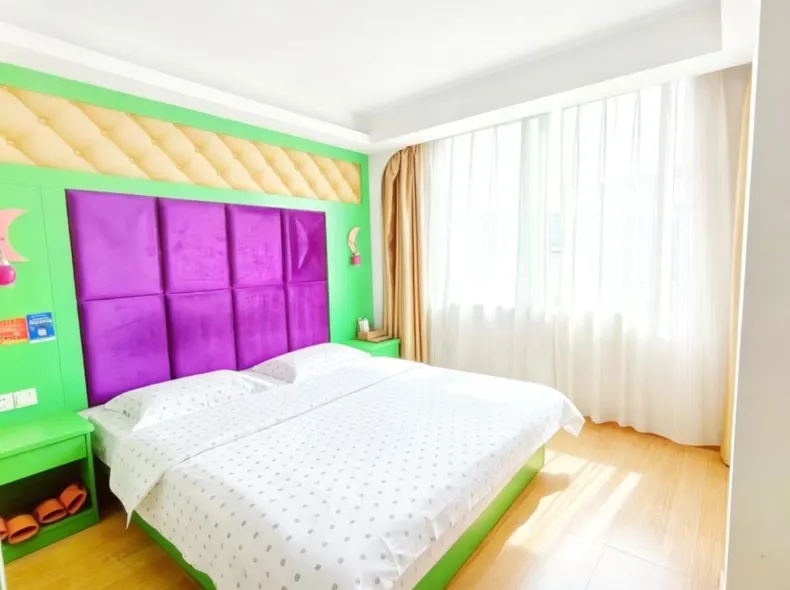 Wei8 Hotel