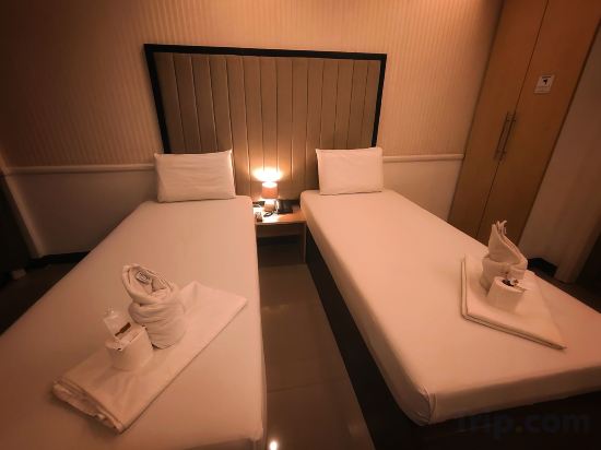S and M Hotel - Mandaue Room Type - Twin Beds