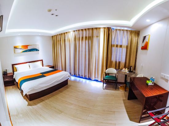 Sky Garden Hotel Room Type - Deluxe Double Room with Balcony Sky Garden Hotel Room Type - Deluxe Double Room with Balcony