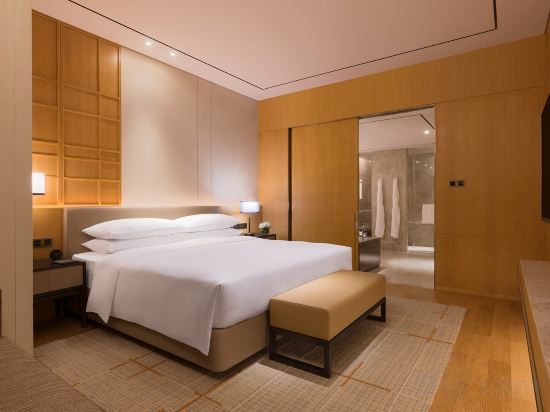 Hyatt Regency Shenzhen Airport - Tap to explore photos