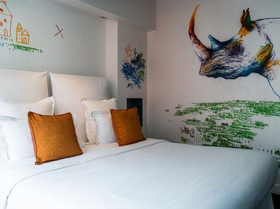 1K Paris Room Type - Deluxe Double Room L