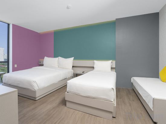Yello Hotel Cebu powered by Cocotel - Tap to explore photos