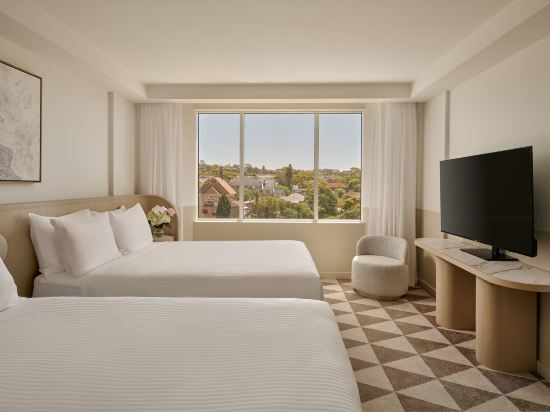 InterContinental Sydney Coogee Beach Room Type - 2 Double Premium Pool View