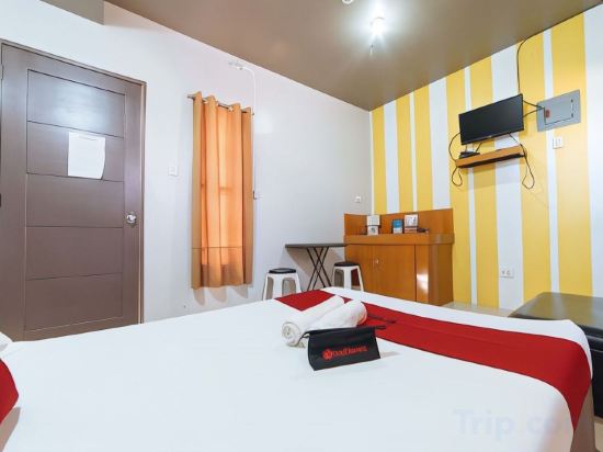RedDoorz @ Aparente Gensan Room Type - RedDoorz Room