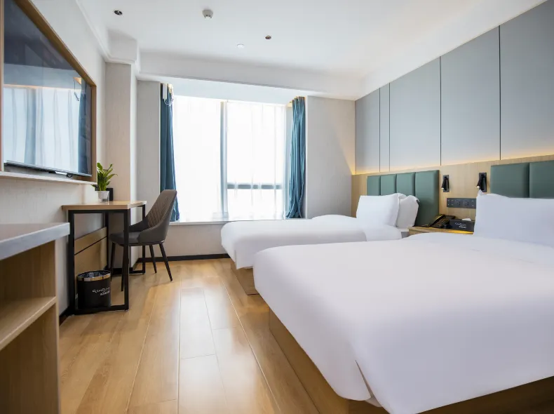 Qingmu Select Hotel (Nanjing Lishui High-speed Railway Station Jiaotong Road)