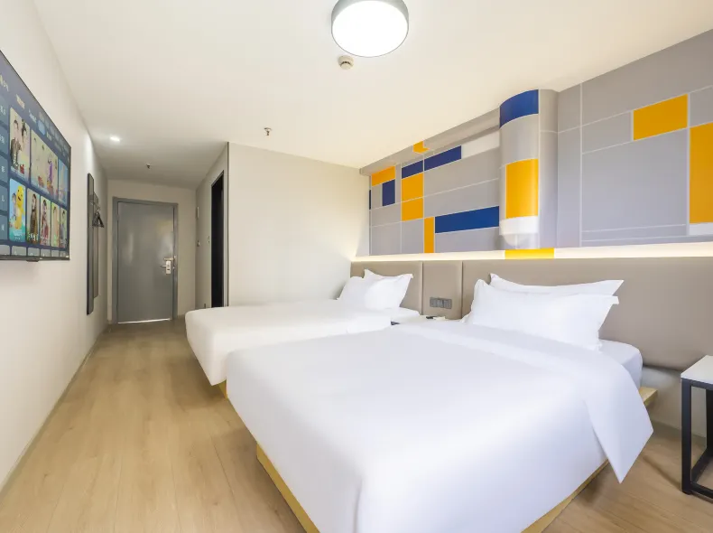7Days Inn Hotel (Nanjing Yangtze River Bridge North Subway Station)
