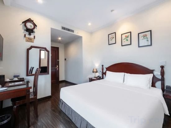 Hanoi Rosaliza Hotel - Tap to explore photos