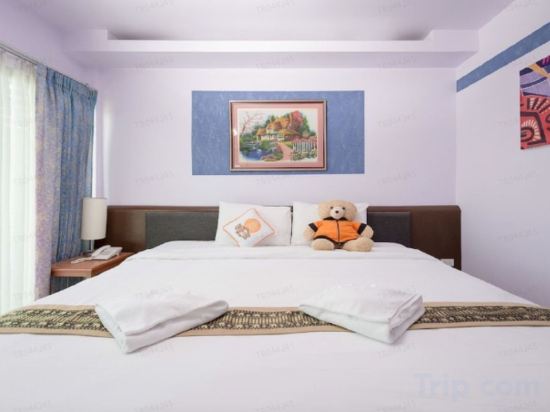 Chayadol Resort Room Type - Deluxe King Room Chayadol Resort Room Type - Deluxe King Room