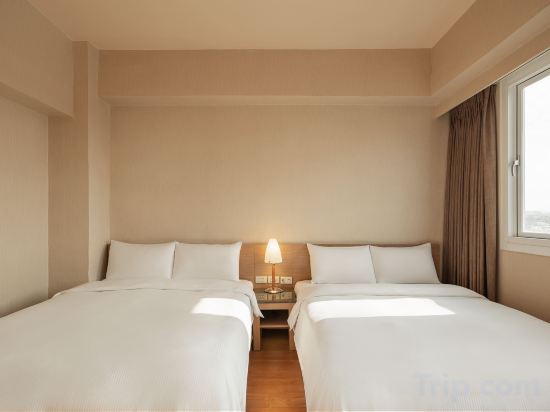 Kindness Hotel Wu-Jia - Tap to explore photos