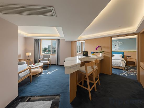 Rui Cheng Hotel Room Type - Business Queen Suite