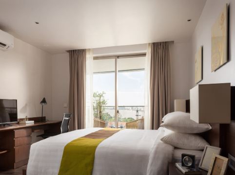 Hotel Emion Phnom Penh Room Type - 1 Bedroom Suite