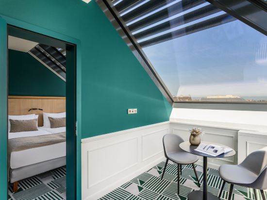 Hotel Oktogon Haggenmacher Room Type - One-Bedroom Suite