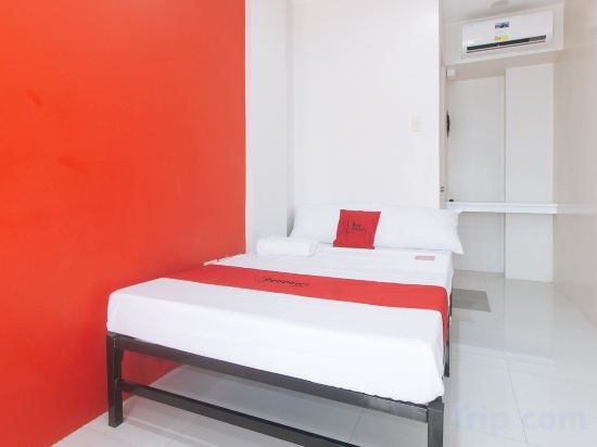 RedDoorz @ Aerial Hotel Los Baños