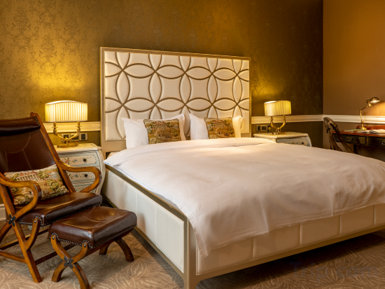 Sicilia Villa & Resort Room Type - 2-Bedroom Deluxe Family Suite Sicilia Villa & Resort Room Type - 2-Bedroom Deluxe Family Suite