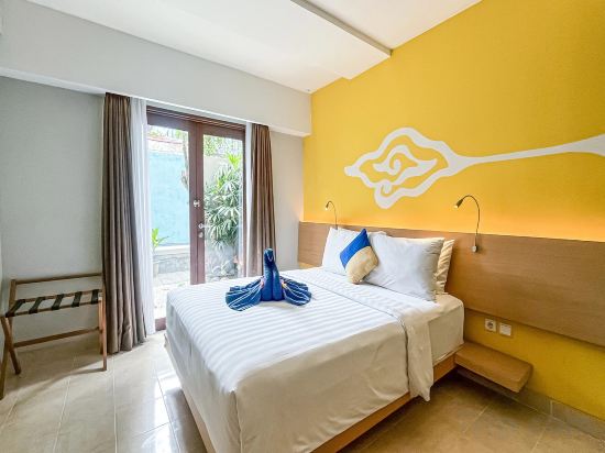 Kuta Beach Hotel Room Type - Deluxe Room With Garden View