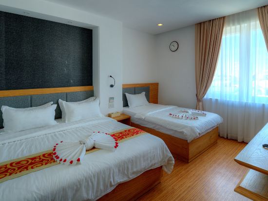 Orussey One Hotel & Apartment Room Type - Superior Triple Room Orussey One Hotel & Apartment Room Type - Superior Triple Room
