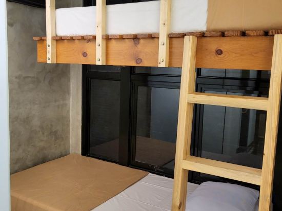 Ramos Hello Stay Cebu Room Type - Bunk Bed Room