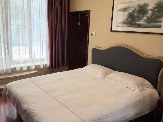 Shamian Hotel Room Type - Garden Deluxe Suite