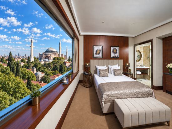 Sura Luxury Milion & Spa Room Type - Superior Double Room with Hagia Sophia View Sura Luxury Milion & Spa Room Type - Superior Double Room with Hagia Sophia View