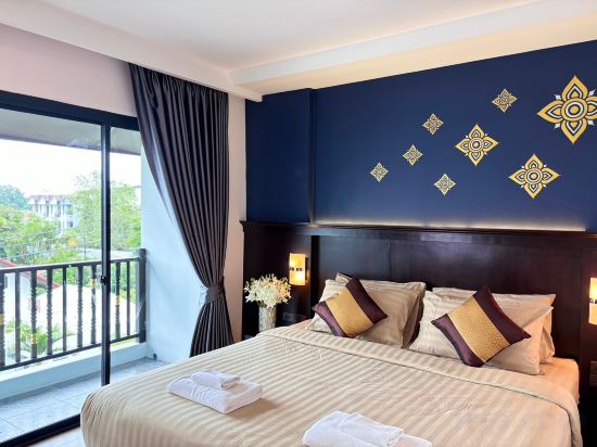 Patra Phrasing Boutique Hotel Room Type - Deluxe Double Room with Balcony Patra Phrasing Boutique Hotel Room Type - Deluxe Double Room with Balcony