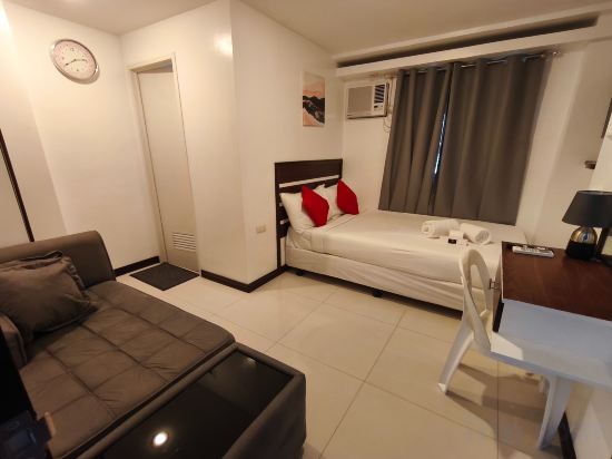 Ecoland 88 Apartelle and Suite Room Type - Deluxe Double