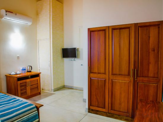 Hotel Cassendra Room Type - Standard Double Room