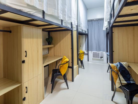 The City Flats Circuit Makati Room Type - 4 Person Loft Type Room (Whole Room)