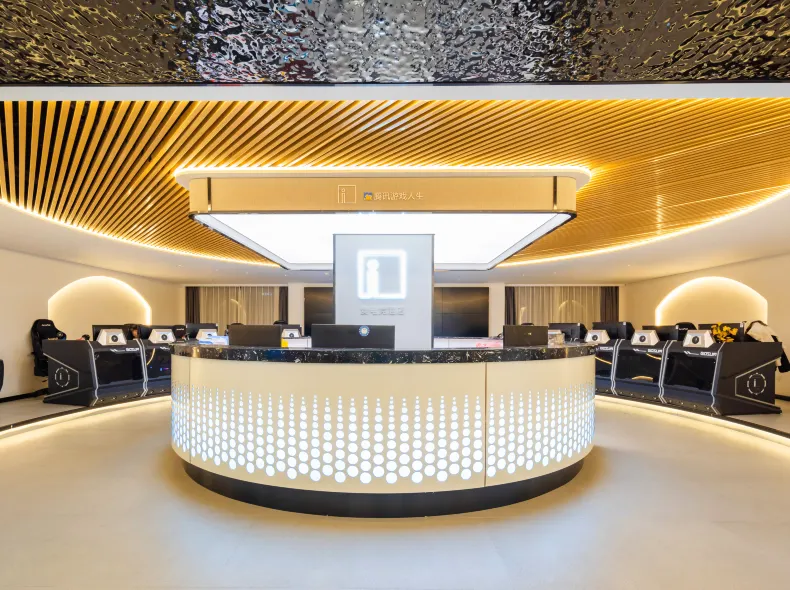 i Electronic Sports Hotel (Zhengzhou Huayuan Road ITC 360 Plaza)