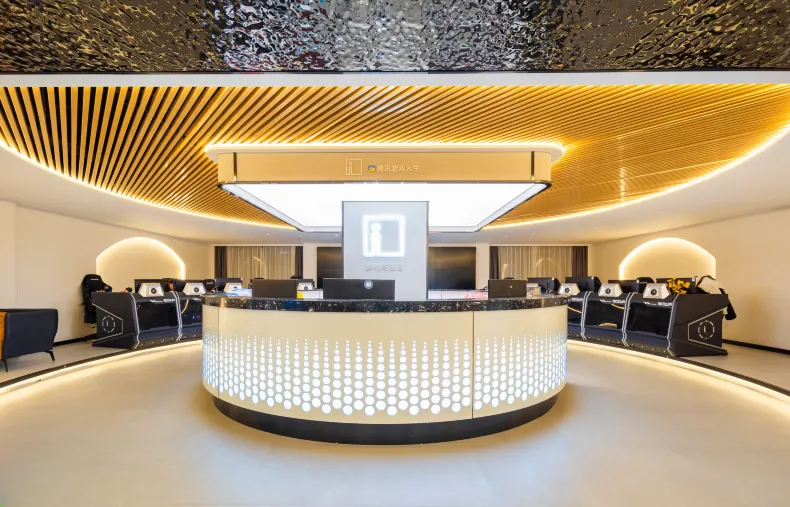 i Electronic Sports Hotel (Zhengzhou Huayuan Road ITC 360 Plaza)